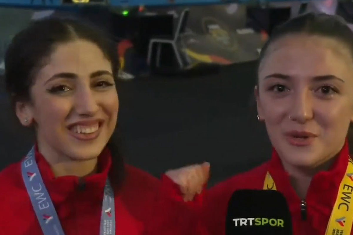 President Ilham Aliyev and First Lady Mehriban Aliyeva congratulate Turkish athletes who won medals at European Championships in Yerevan