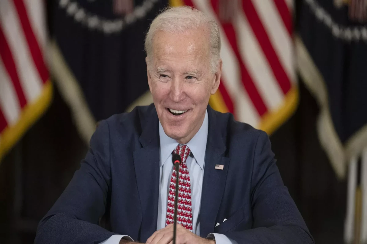 Biden says Congress should pass stricter gun control