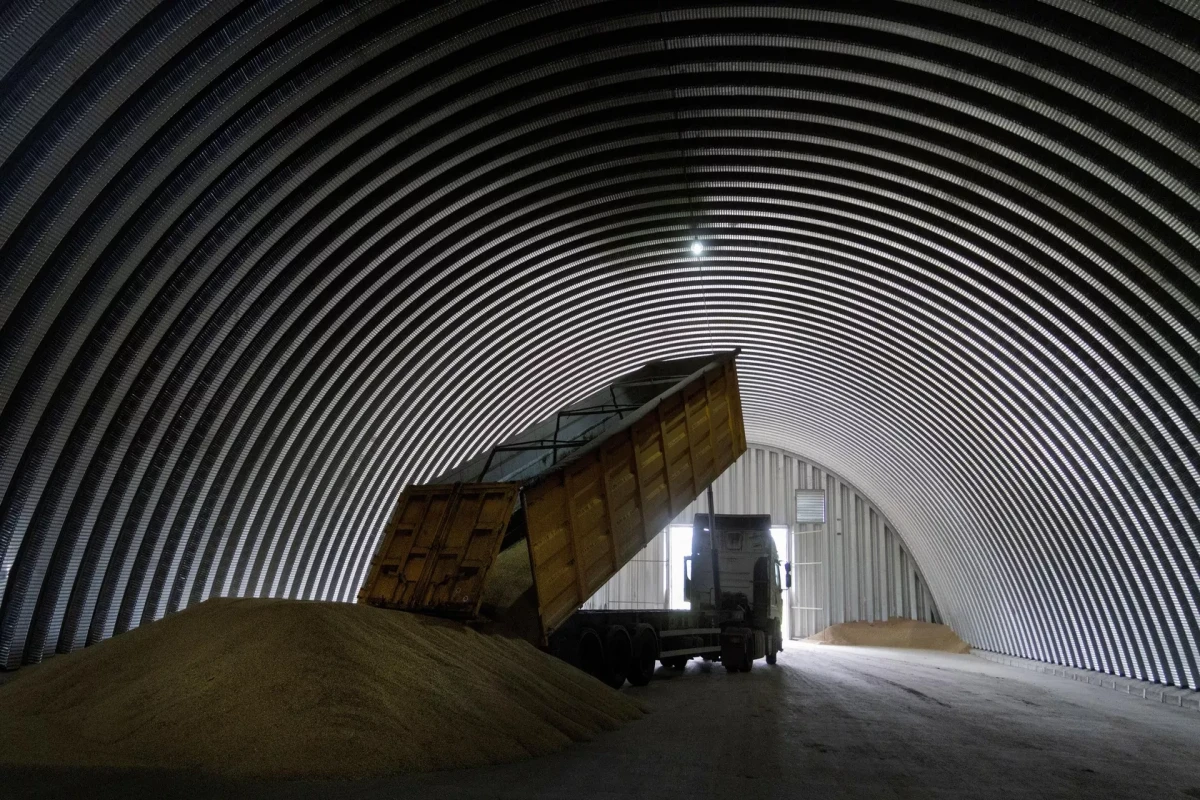 Moldovan farmers demand government limit Ukrainian grain supplies or provide compensation