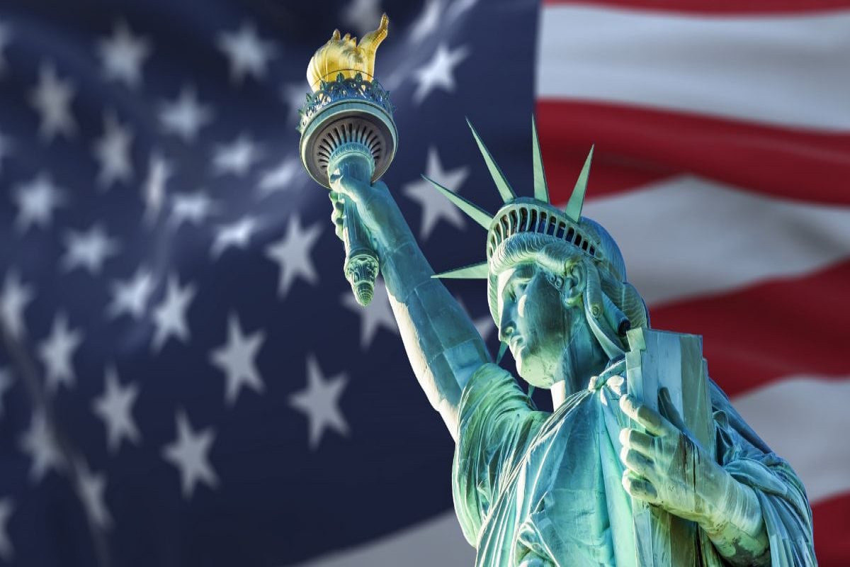 US sentenced two int'l companies for not complying with sanctions against Iran