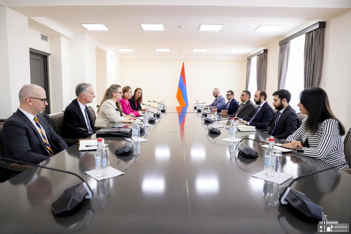 US Deputy Assistant Secretary of State discusses regional stability with Armenian FM