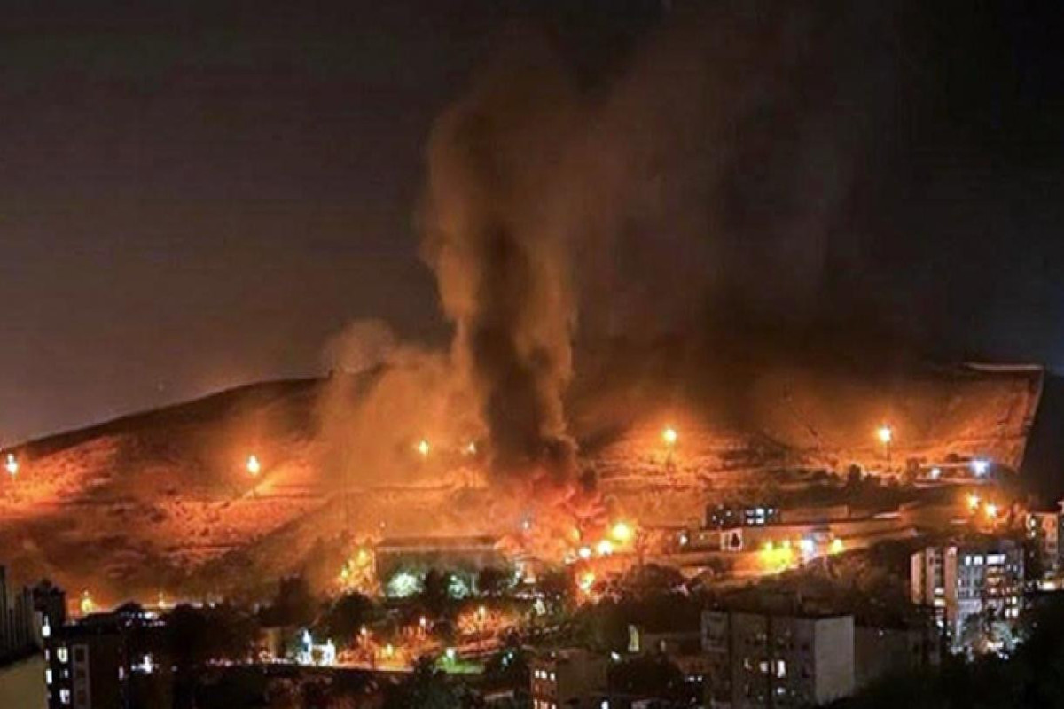 Fire hits Tehran bazaar -VIDEO 