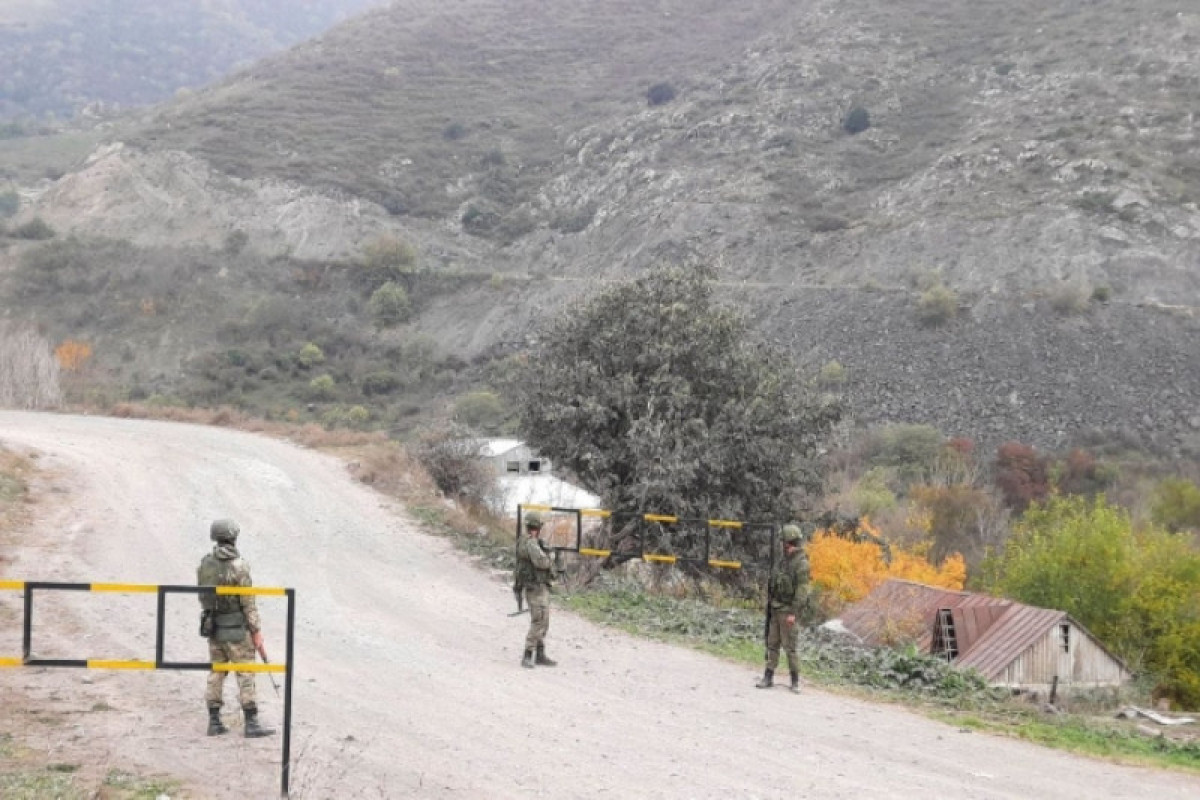 Azerbaijan set up a checkpoint on the border with Armenia, at the beginning of the Lachin-Khankendi road