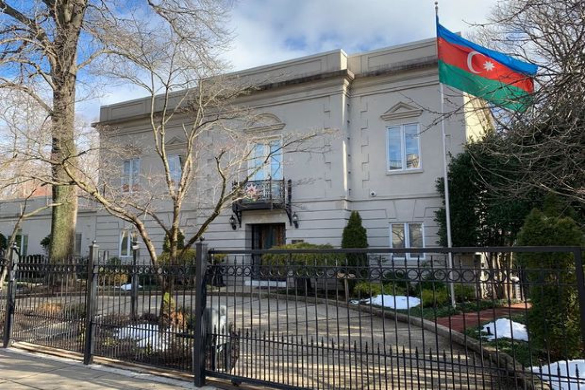 Armenians protest in front of Azerbaijan Embassy in US-VIDEO 