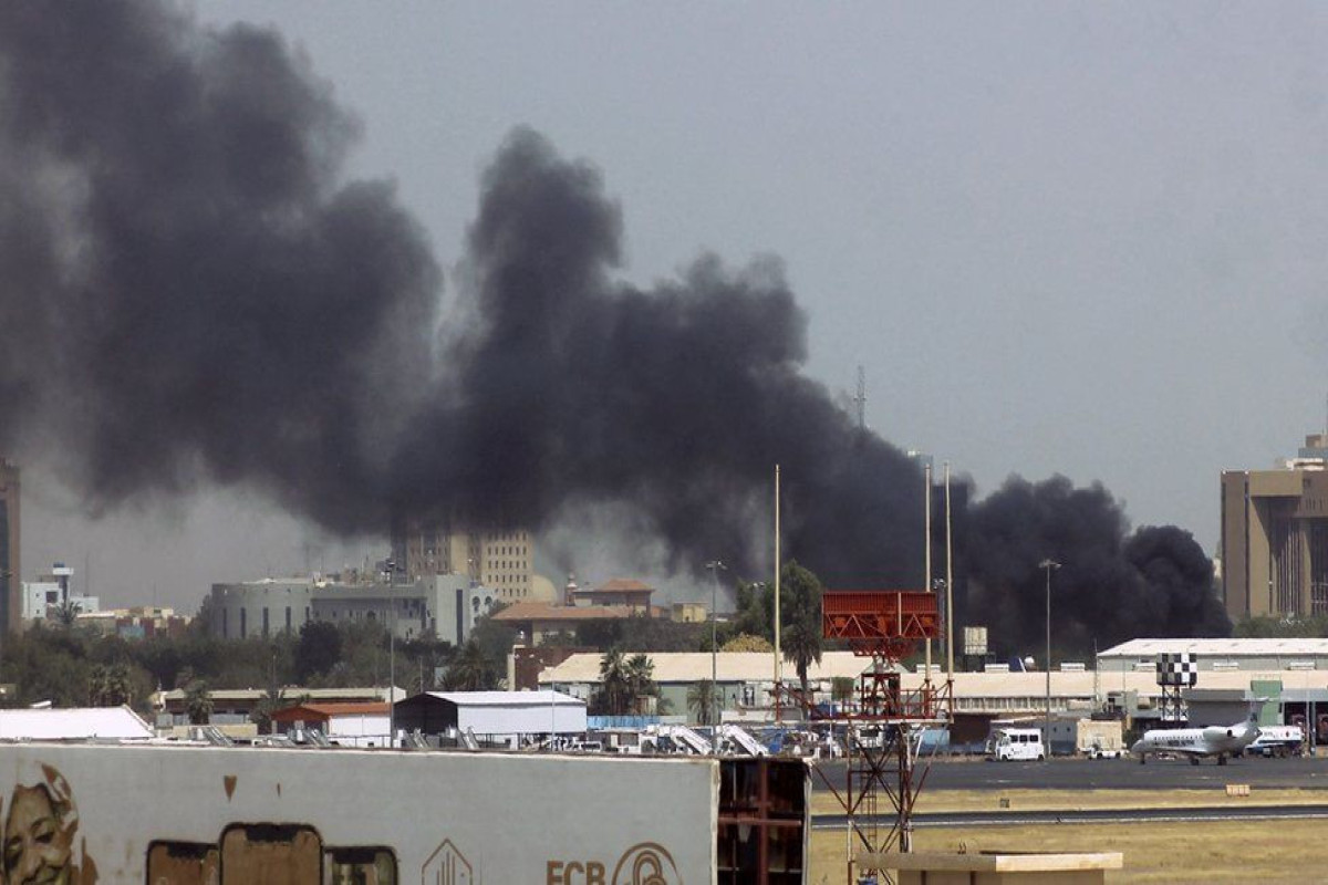 UK begins evacuation flights from Sudan