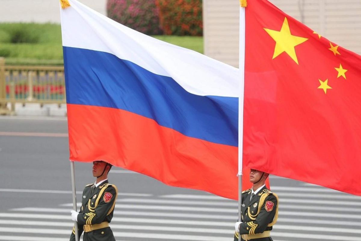 Russian and Chinese defense ministers met in India