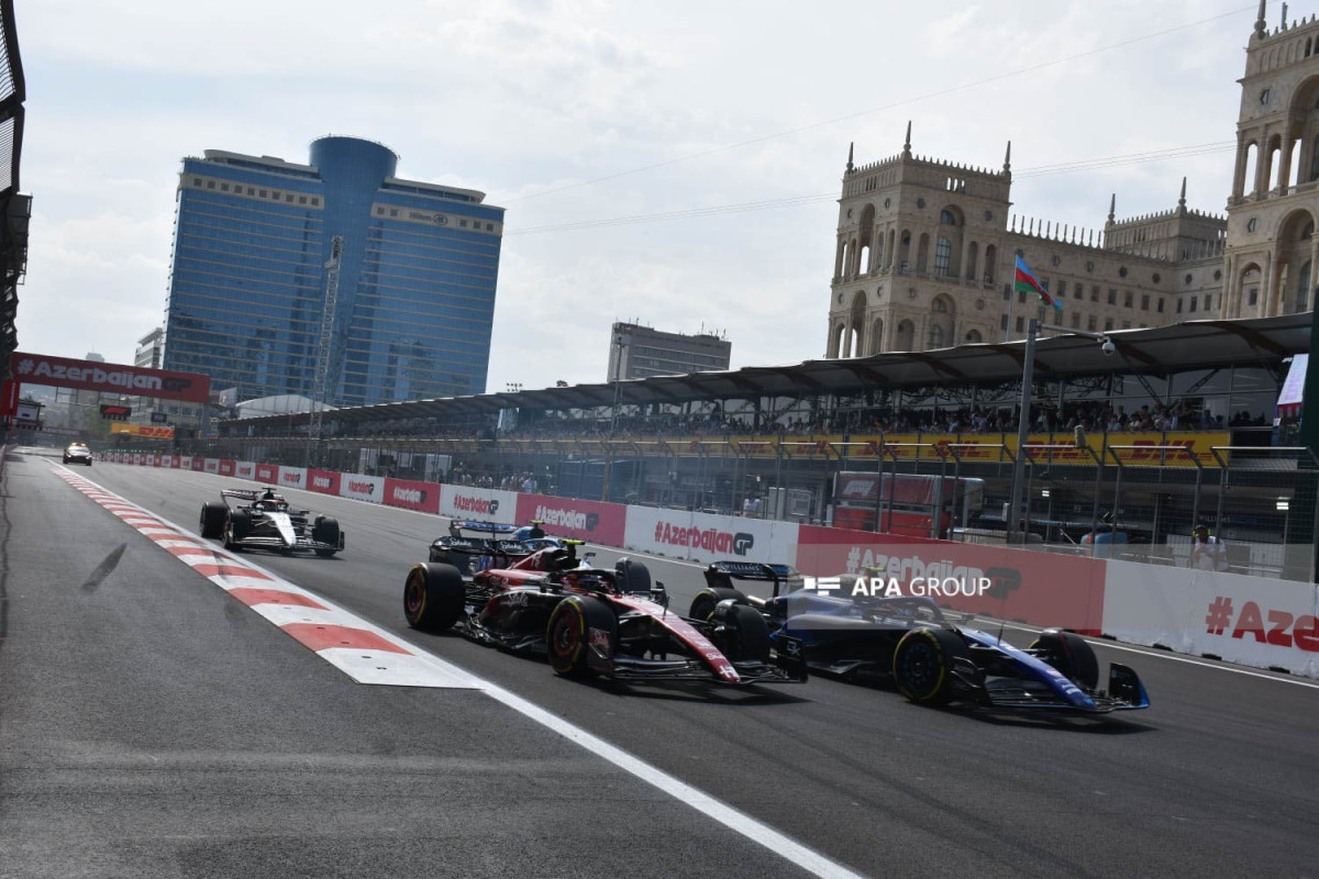 Winners of Formula 1 Azerbaijan Grand Prix were awarded-PHOTOLENT 