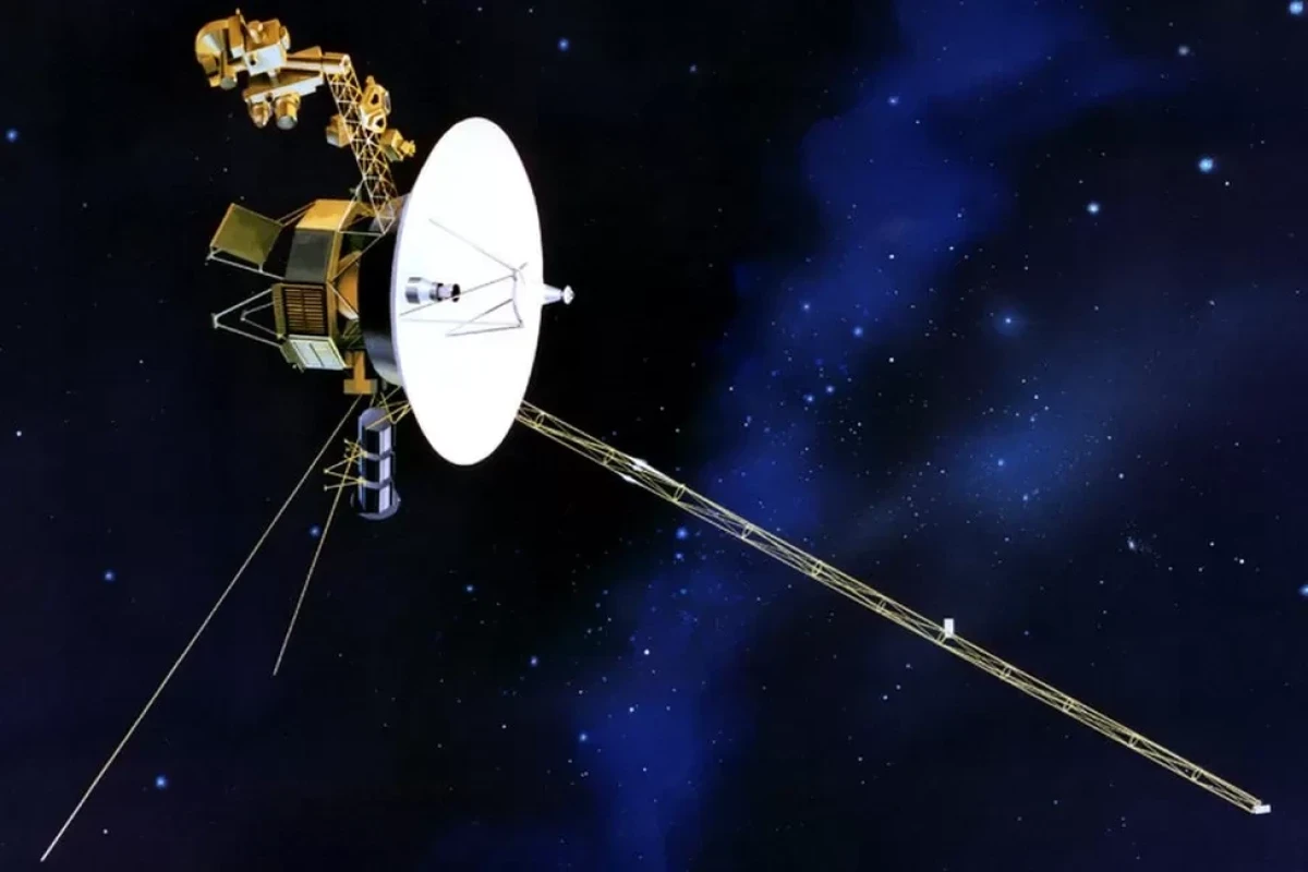 Nasa loses contact with record-breaking probe after sending wrong command