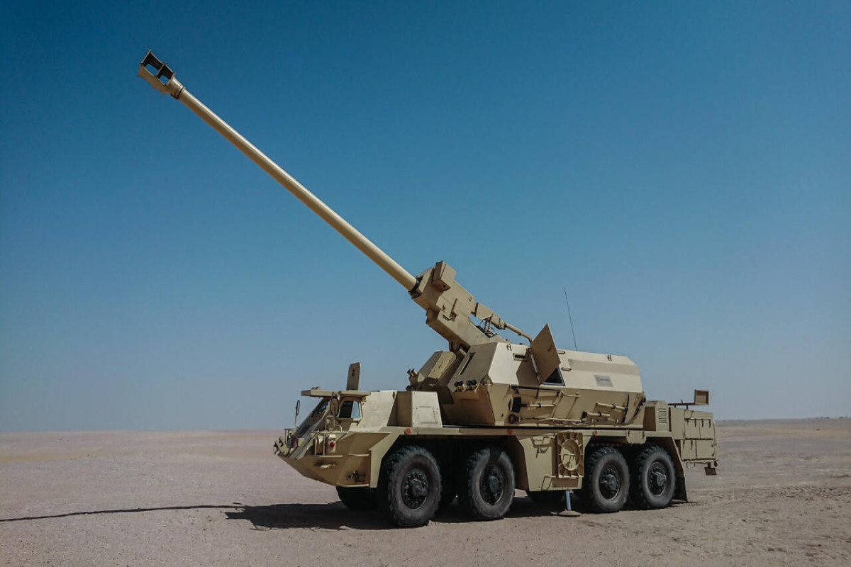 Slovakia hands over two Zuzana 2 howitzers to Ukraine
