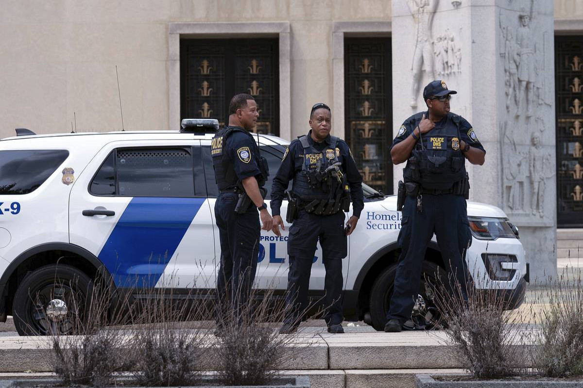 No shooter, no injuries reported at US Capitol after 