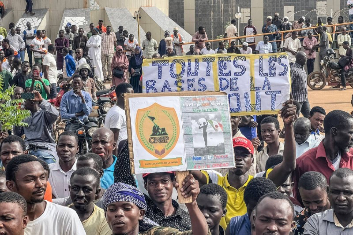 US temporarily suspends certain foreign aid to Niger amid military takeover - Blinken