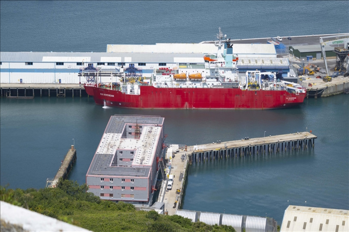 1st batch of migrants in UK moved to Bibby Stockholm barge, more expected