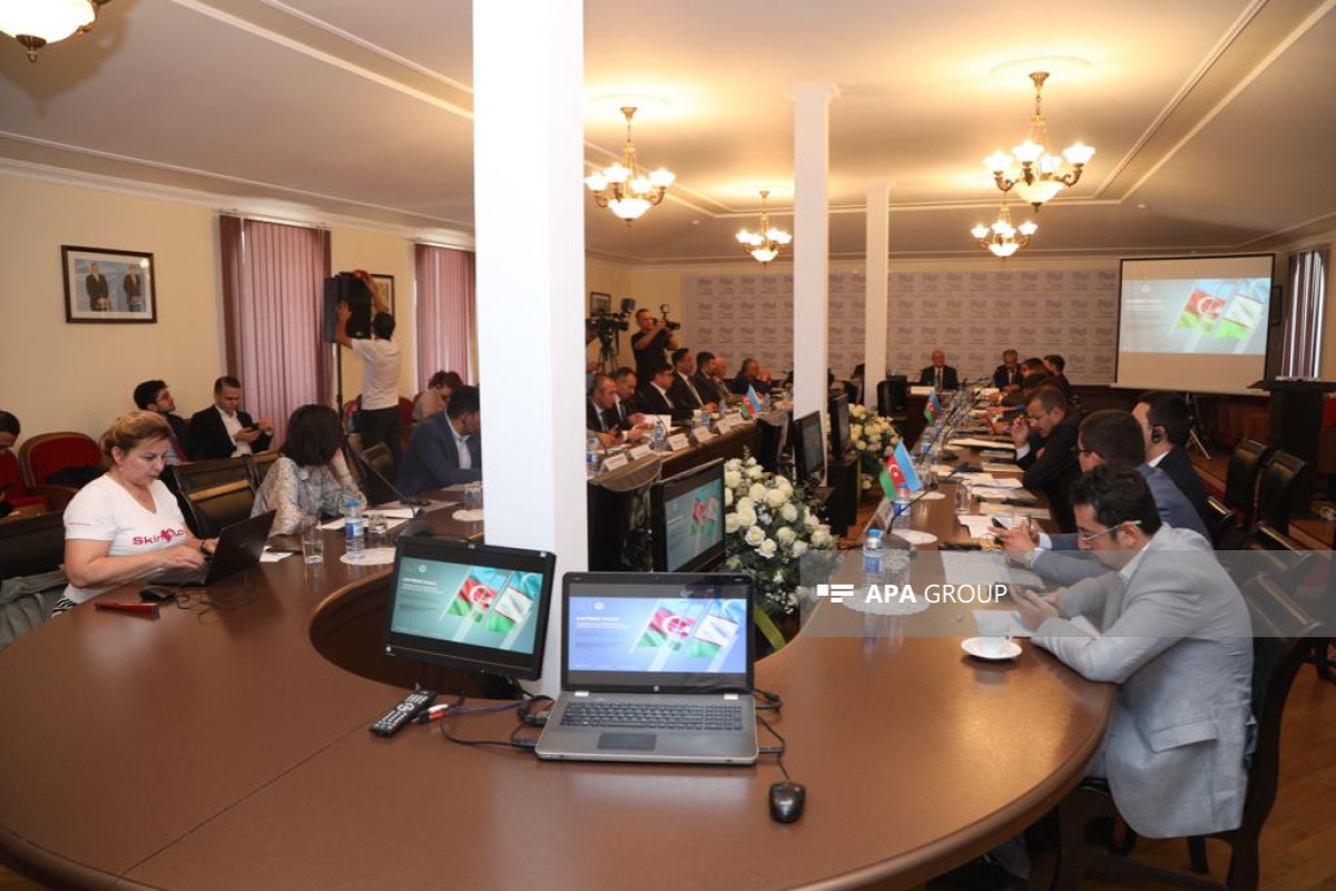 Baku hosts roundtable themed  