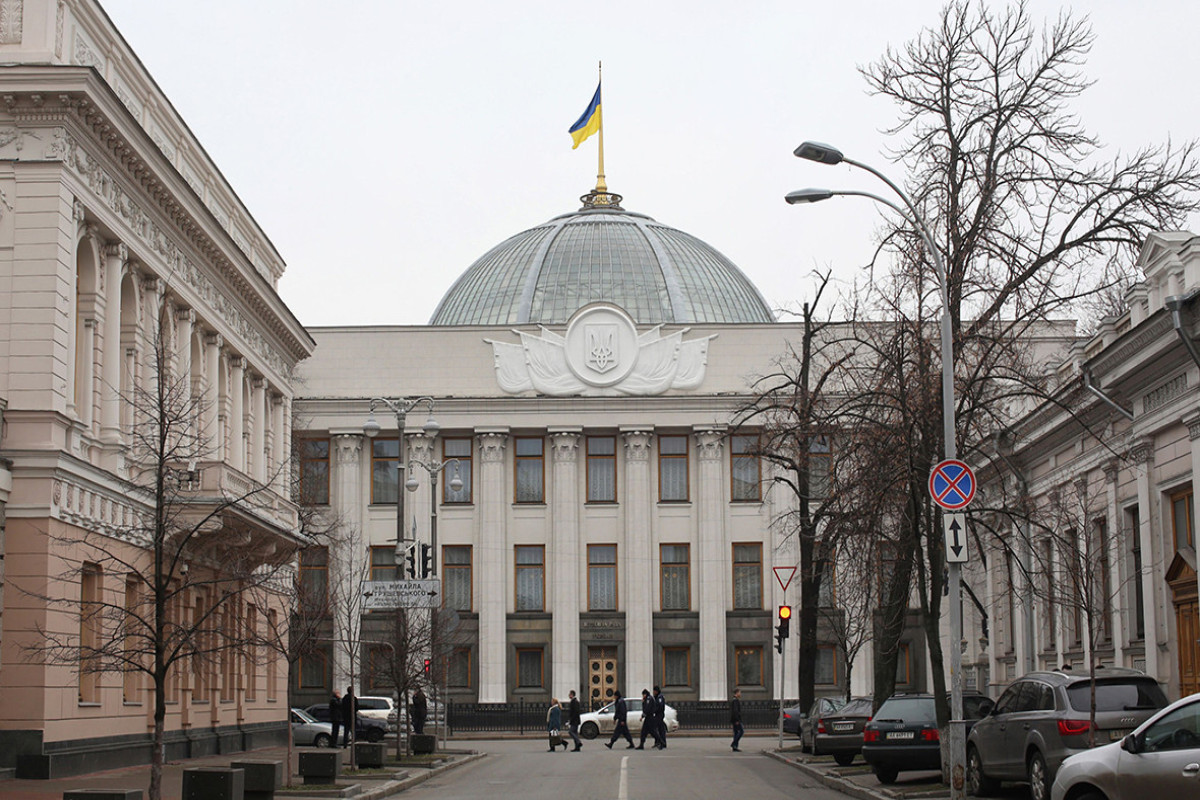 Ukraine considers imposing fines for playing Russian music in public places