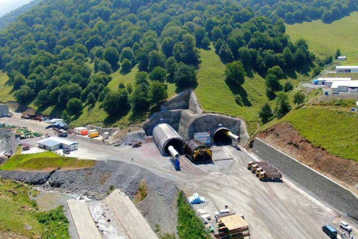 Constructions of Toganali-Kalbajar-Istisu road and 5 tunnels ongoing