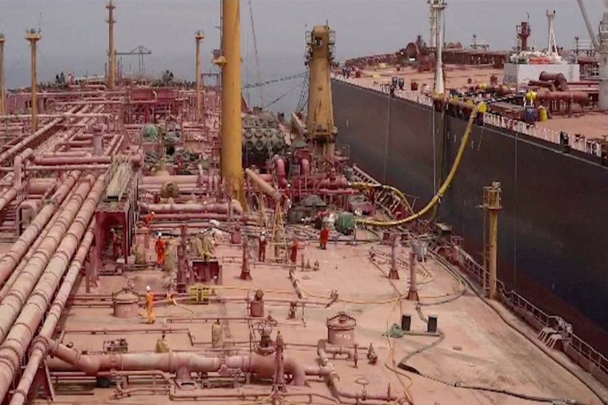 UN completes oil transfer from Safer tanker off Yemen, US says more funds needed