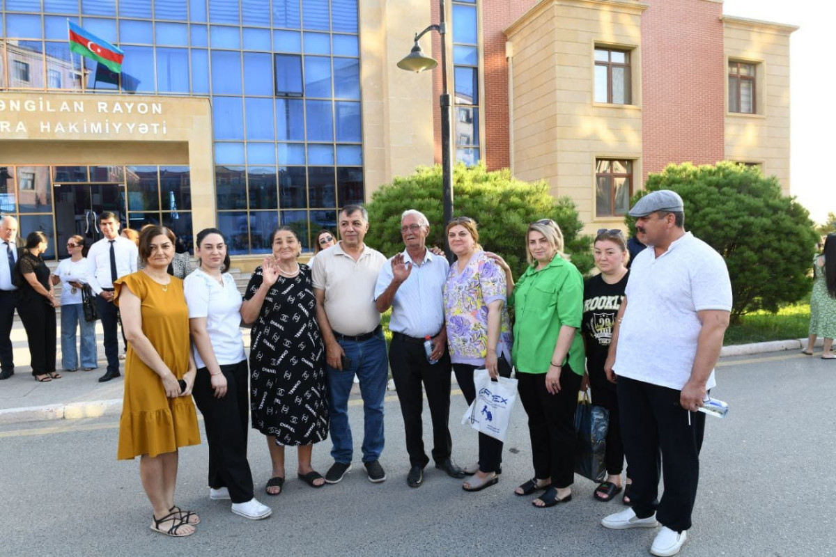 22 Azerbaijani families relocated to Aghali village were given keys to their houses -PHOTO -UPDATED-1 