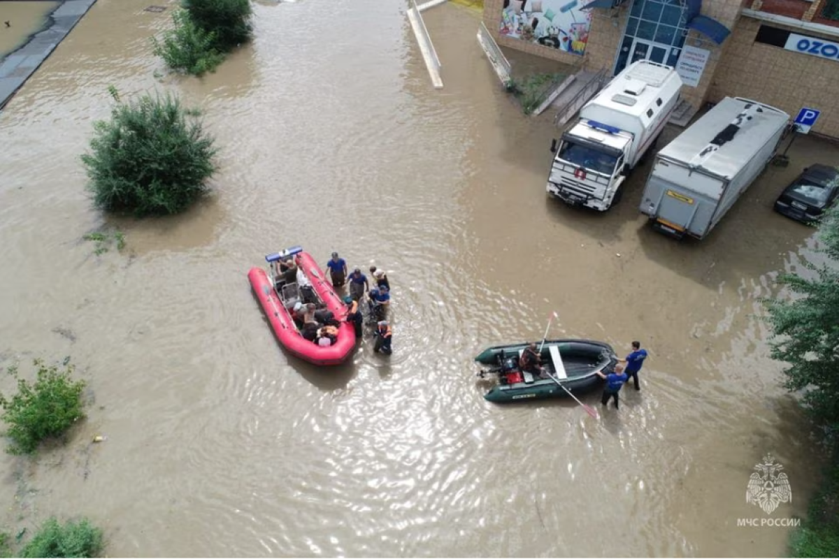 Russia's Far East suffers flooding in Khanun's wake, over 2,500 people evacuated