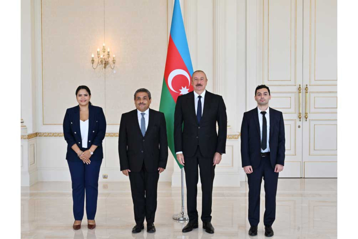 President Ilham Aliyev received credentials of incoming ambassador of Colombia -PHOTO  -UPDATED 