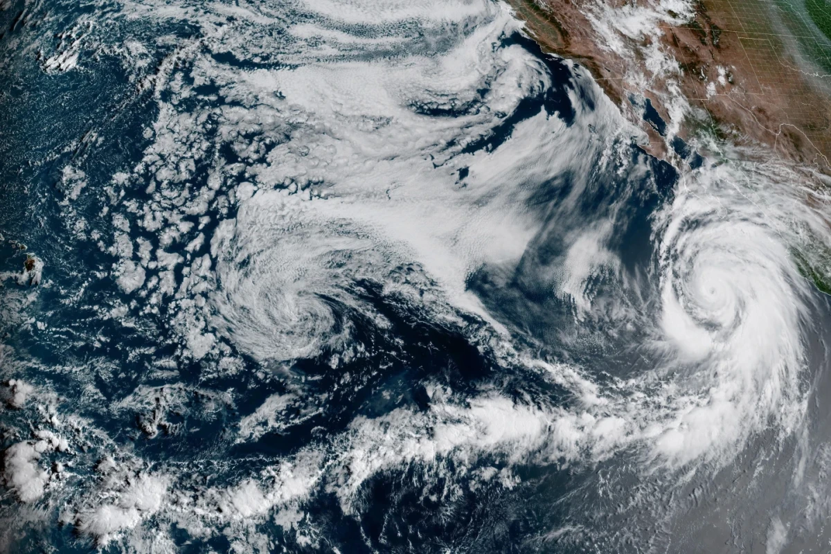 Hurricane Hilary threatens ‘catastrophic and life-threatening’ flooding in Mexico and California