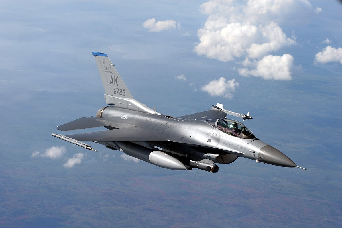 Denmark joins Netherlands in offering F-16 jets to Ukraine as Zelenskyy visits
