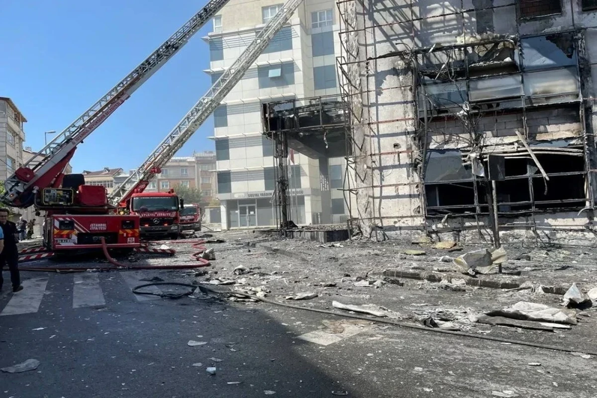 A massive fire broke out in Cultural Center in Istanbul