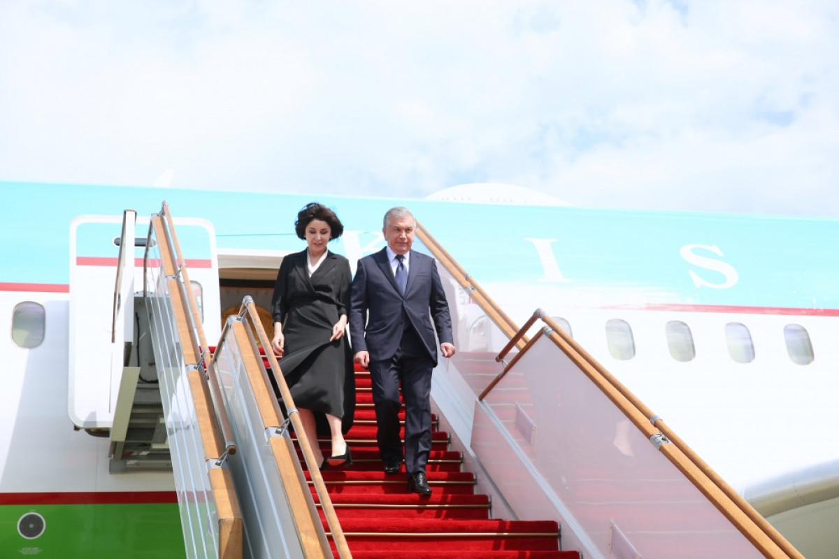 President of Uzbekistan arrives in Azerbaijan for a state visit