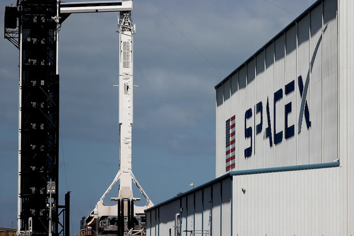 Pentagon says Russia trying to jam Starlink satellite communications in Ukraine