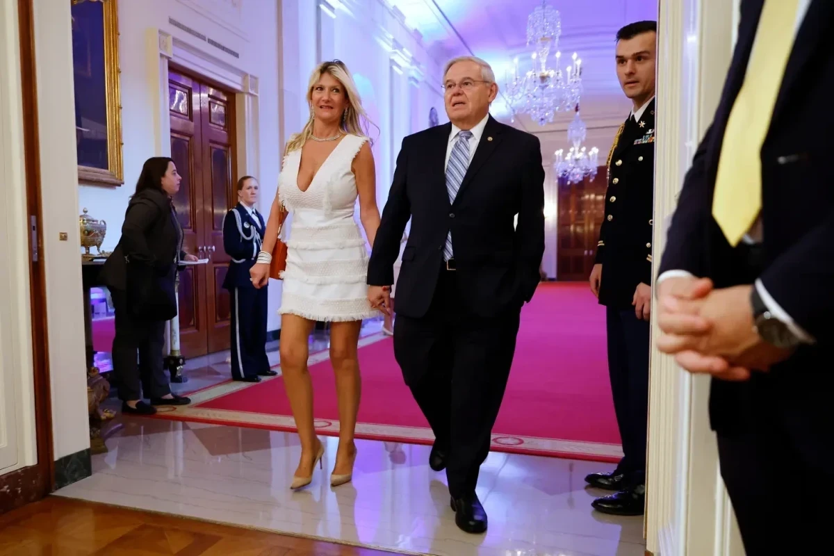 New York Post published an article about the financial fraud of the pro-Armenian senator Menendez and his Armenian wife
