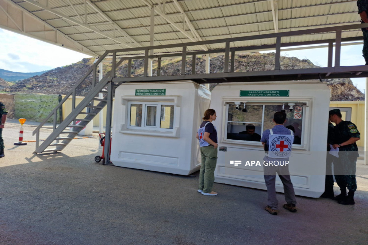 Azerbaijan ensures free passage of Armenian-origin people from "Lachin" border crossing point through ICRC-PHOTO -VIDEO 