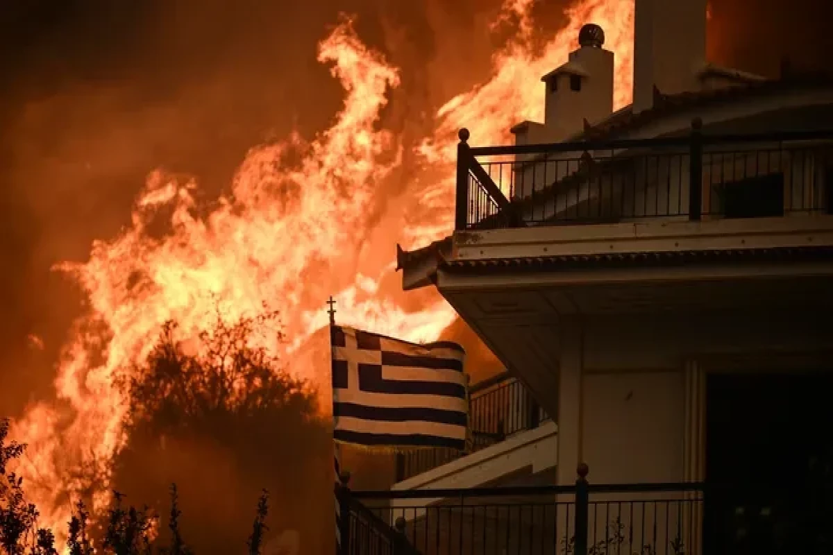 Greece battles Europe's deadliest fire of the summer for 10th day