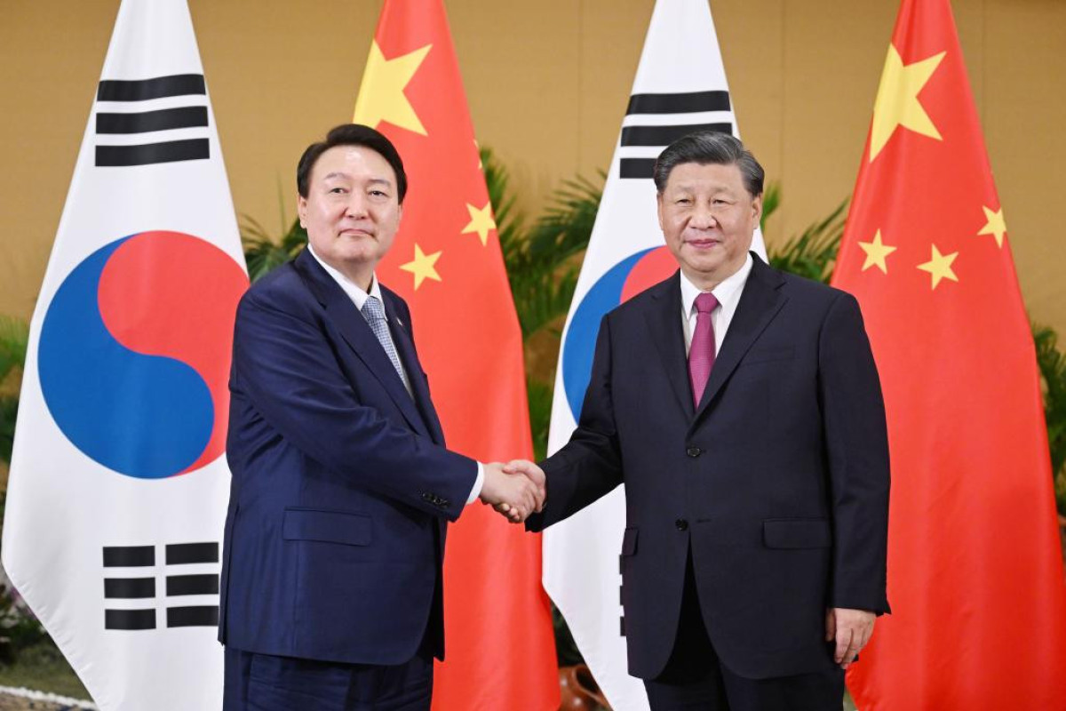 South Korean President Yoon Suk Yeol and Chinese President Xi Jinping