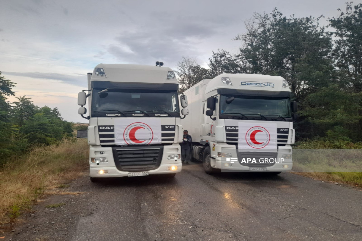 40 tons of flour sent by Azerbaijan Red Crescent Society to Khankandi waiting at Russian peacekeepers