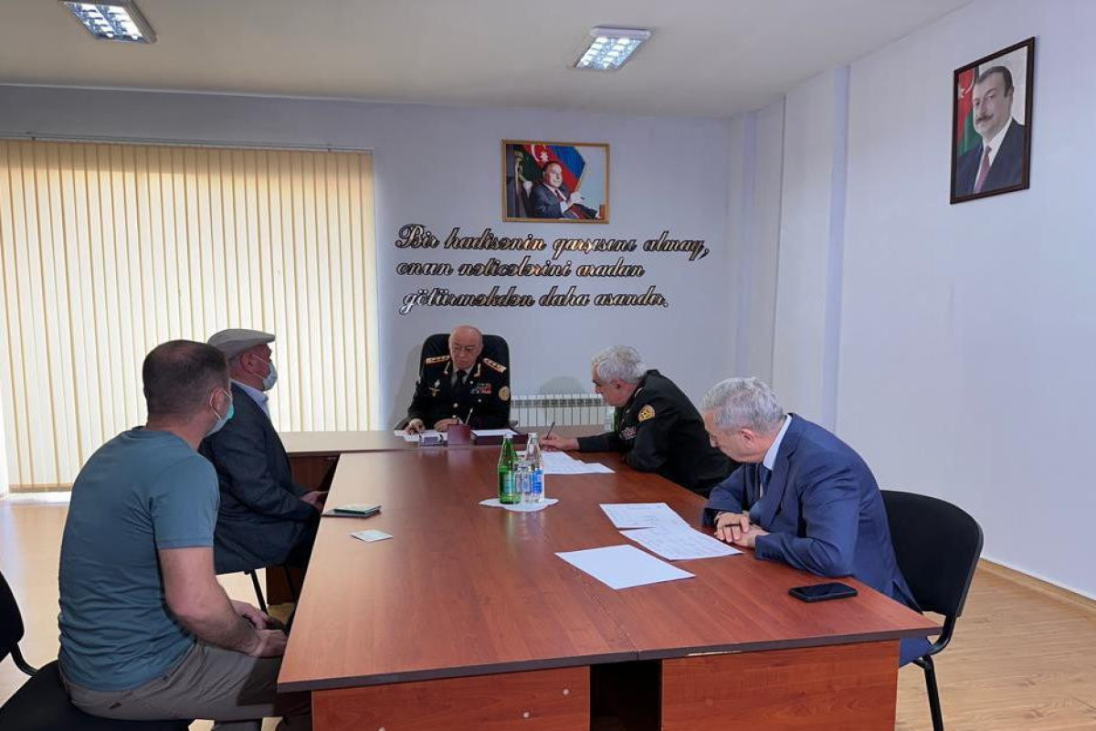 Azerbaijan’s emergency minister receives citizens in Shaki