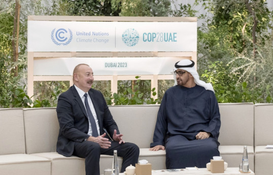 Azerbaijani President congratulates UAE President