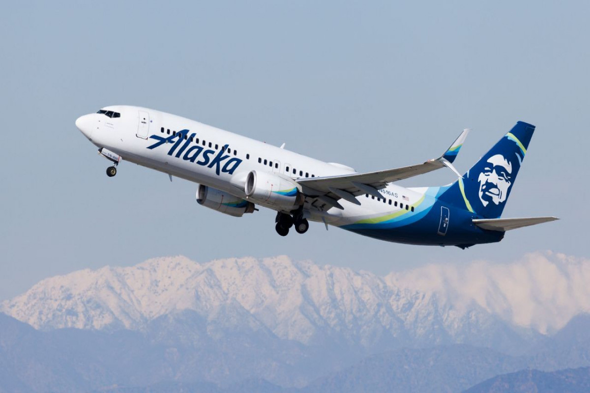 Alaska Airlines to buy Hawaiian Airlines in $1.9 billion deal