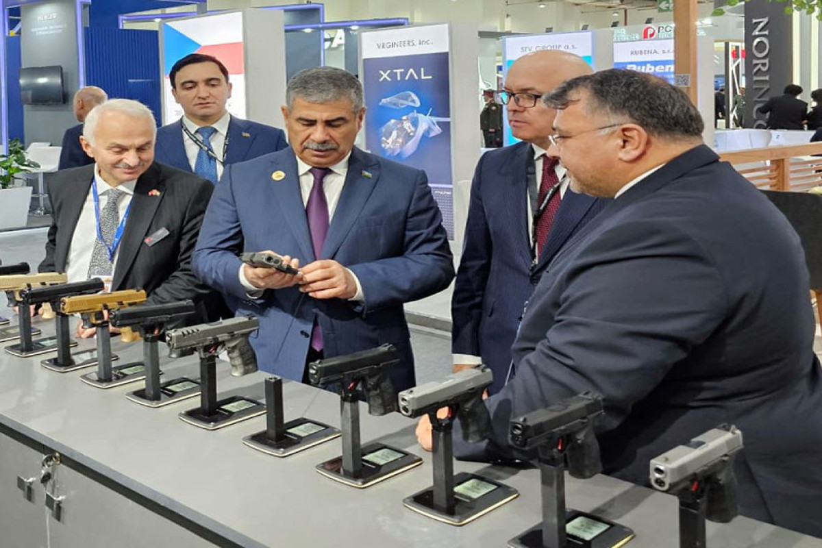 Azerbaijani Defense Minister took part in opening of international defense exhibition EDEX 2023 in Egypt