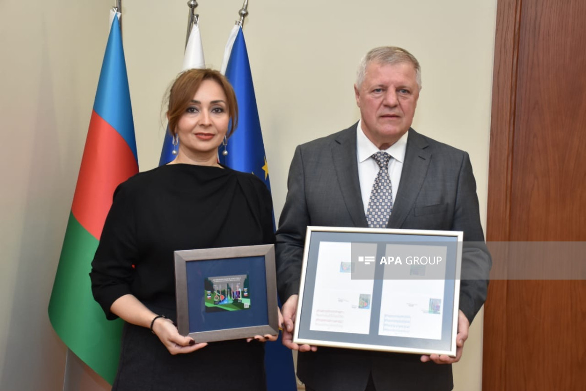 Baku hosts presentation of joint Slovak-Azerbaijani postage stamp-PHOTO 