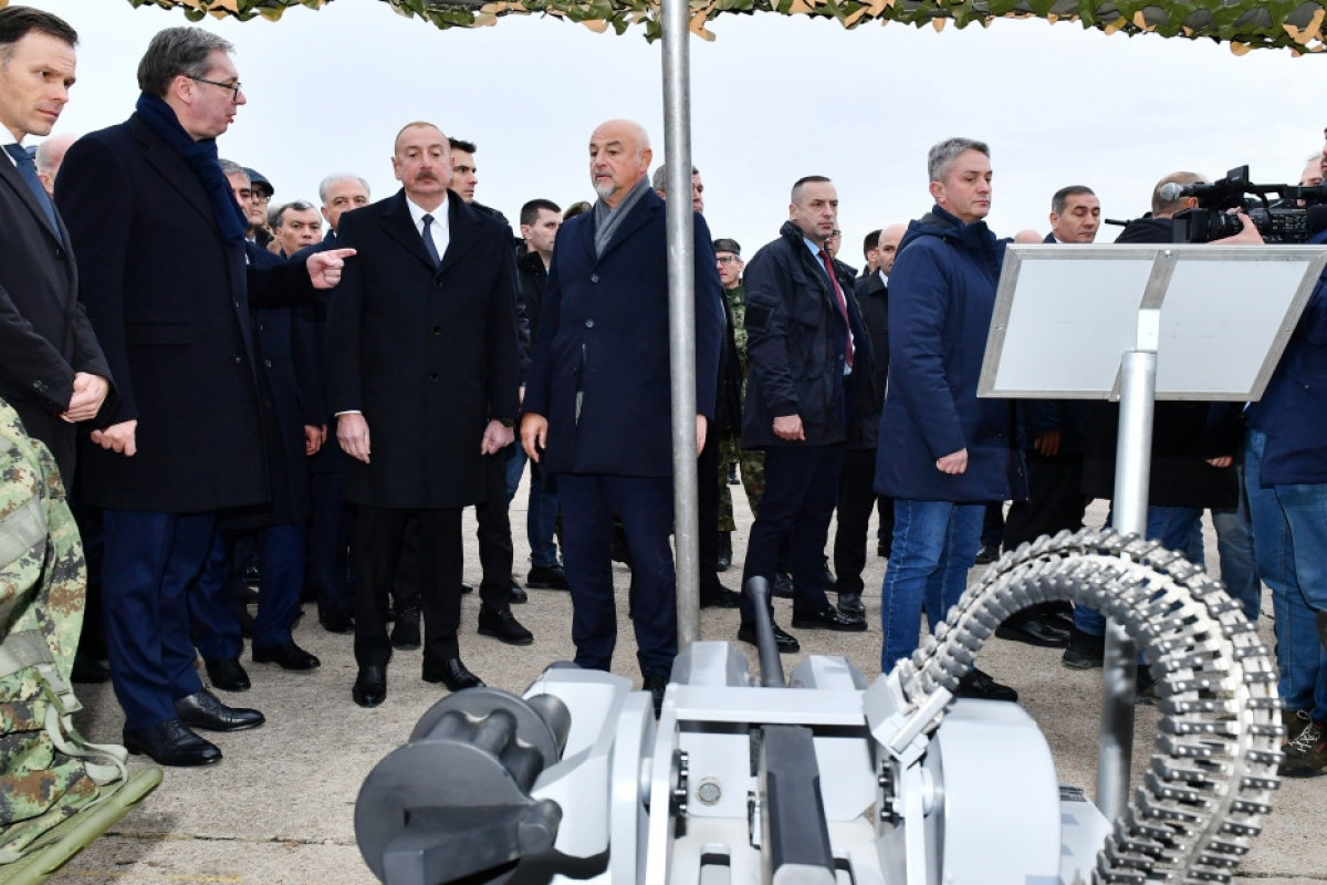 Presidents Ilham Aliyev and Aleksandar Vučić viewed military equipment-PHOTO 