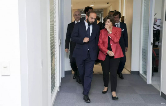 Foreign Ministers of France, Armenia discussed Baku-Yerevan relations