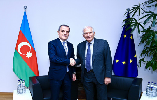 Azerbaijani top diplomat highlights EU officials' biased statements in discussions with Borell-UPDATED 