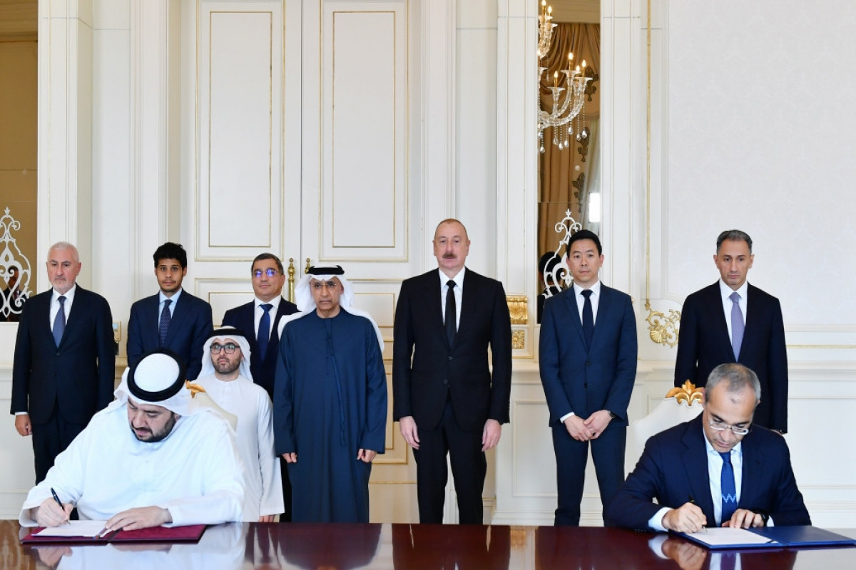 Azerbaijan, UAE sign documents
