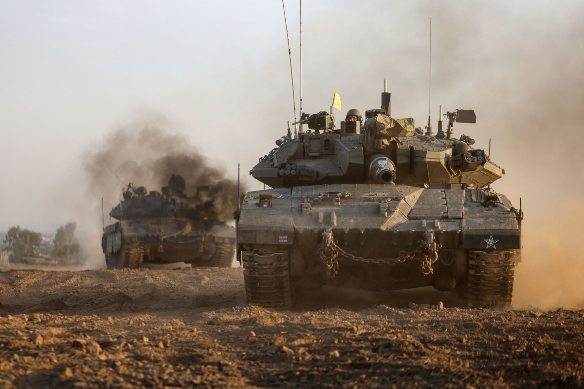 Israeli Military Advancing In Khan Younis Area In Southern Gaza ...