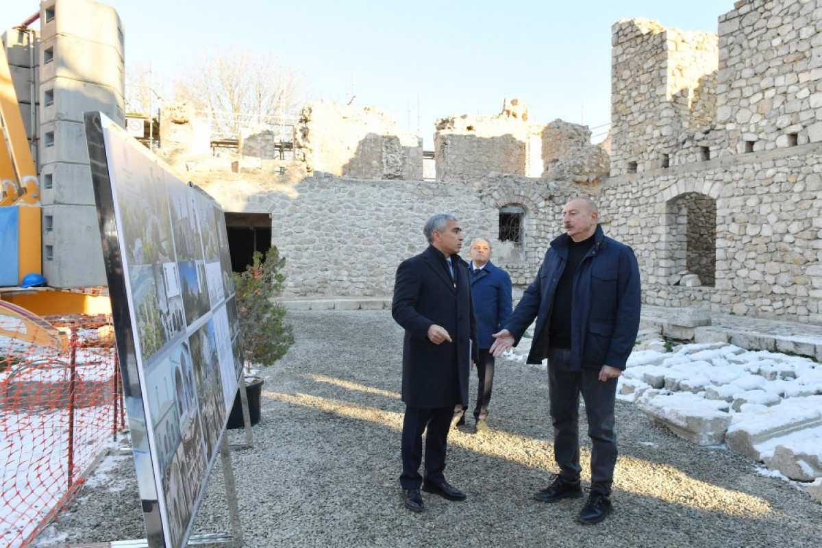 President Ilham Aliyev examines restoration works carried out in the Ashaghi Govhar Agha Mosque in Shusha