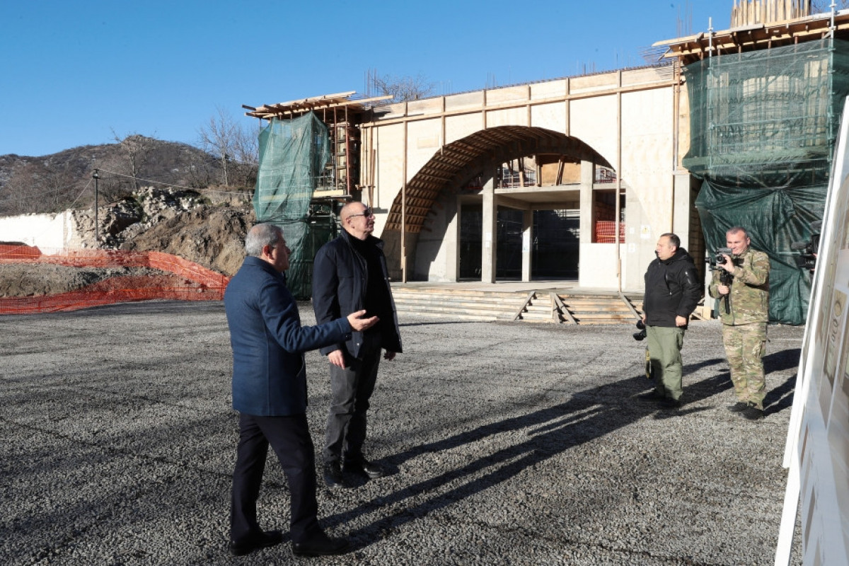 Azerbaijani President got acquainted with construction of Dashalti village mosque