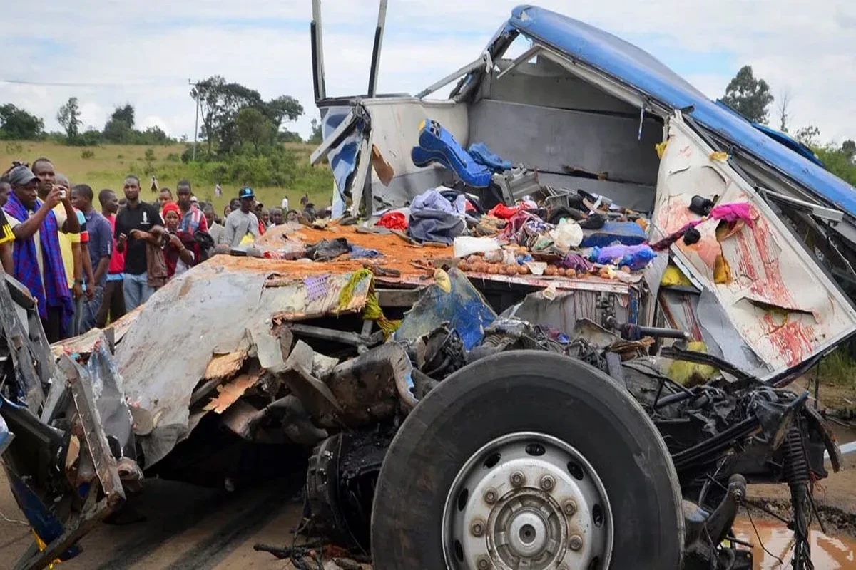 8 killed, 6 injured in truck-bus head-on-collision in western Tanzania