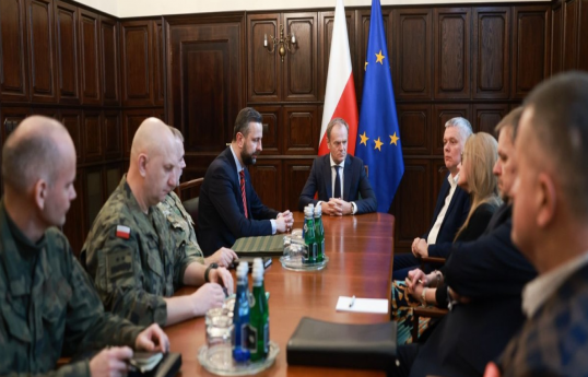 Poland's president, PM, top security officials hold talks on entry of unknown object into Polish airspace from Ukraine