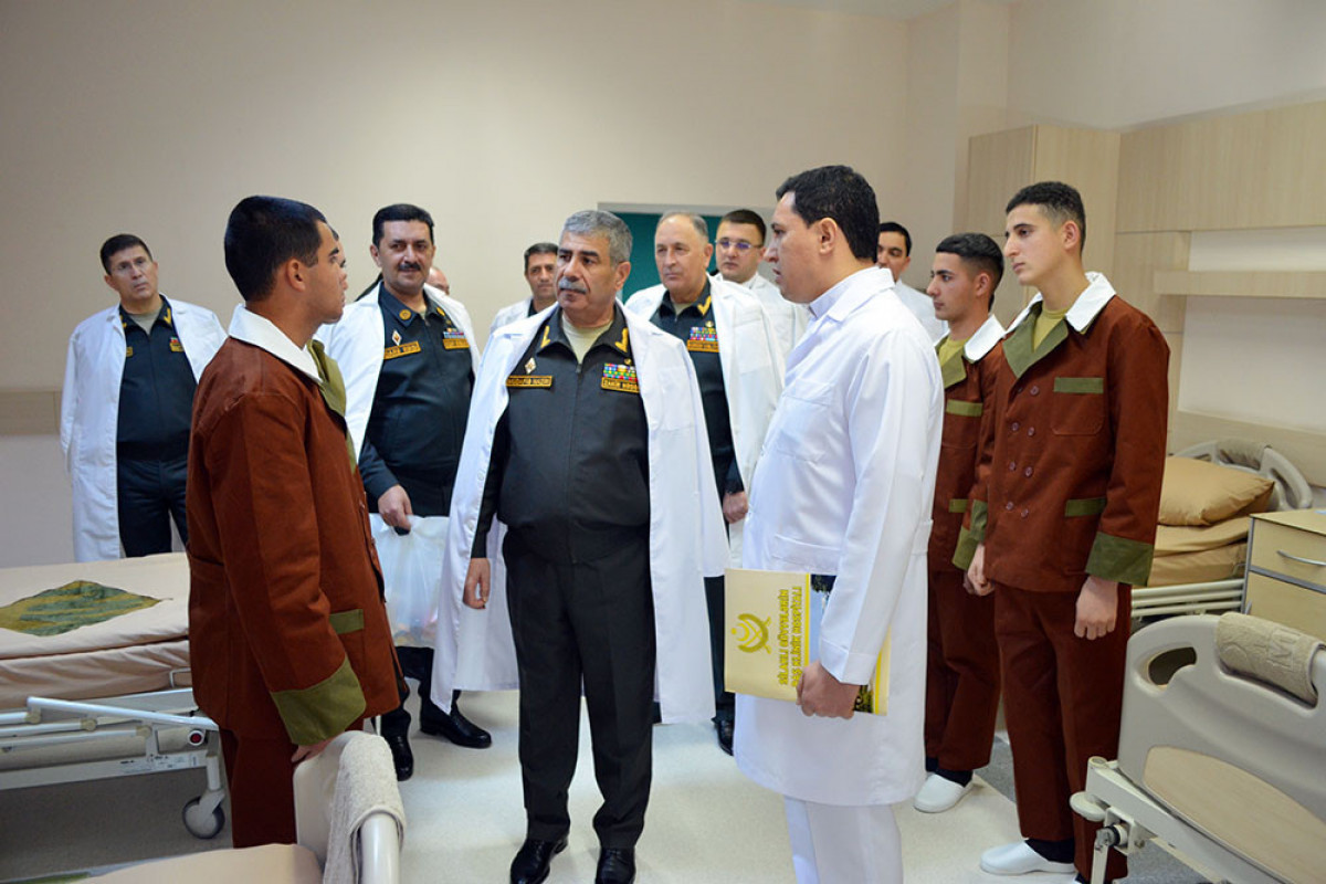 Azerbaijan Defense Ministry’s leadership visits hospital on the eve of the holiday-VIDEO 