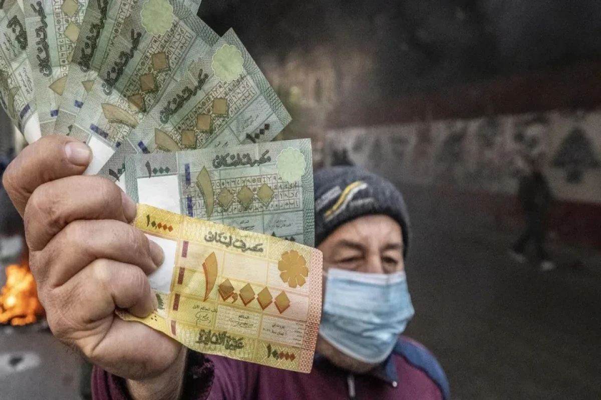 Lebanon sharply devalues official exchange rate, central bank says