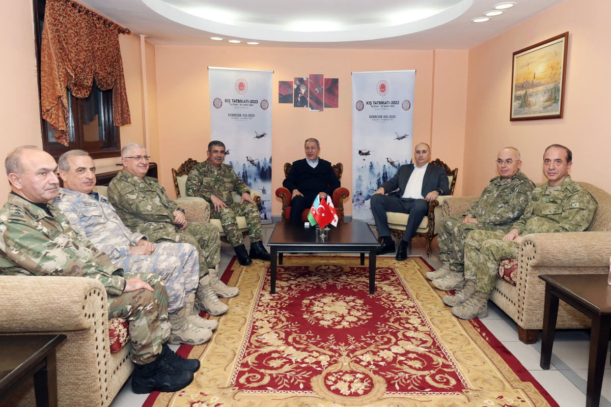 Defense ministers of Turkiye, Azerbaijan and Georgia hold tripartite meeting in Kars